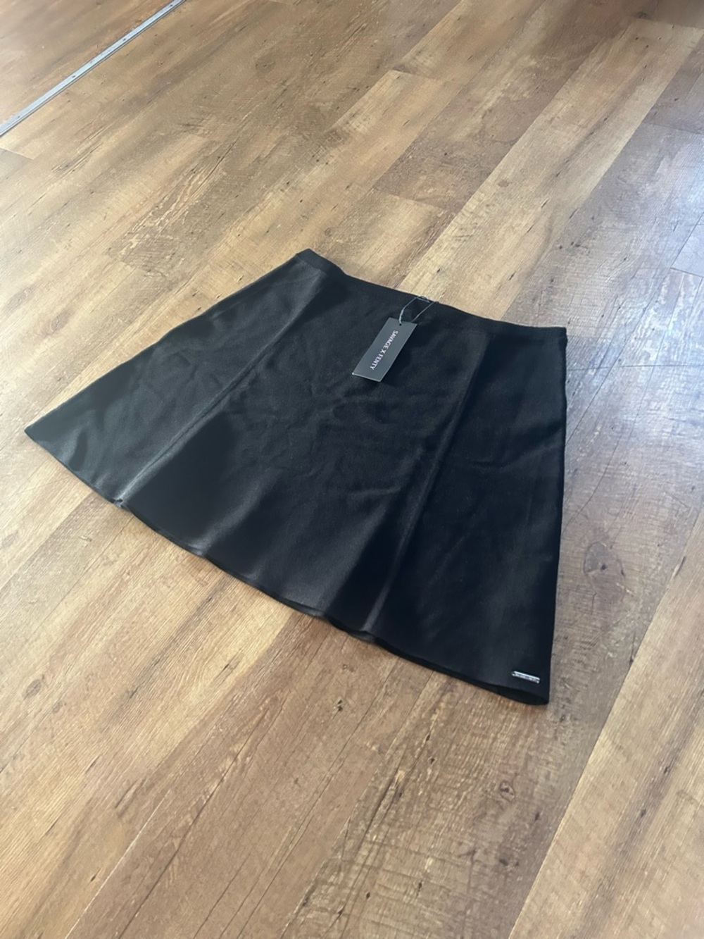 Savage X Fenty Flirty Figure Mini Skirt XL NWT Black Ponte Flare Casual Chic - Picture 8 of 11
